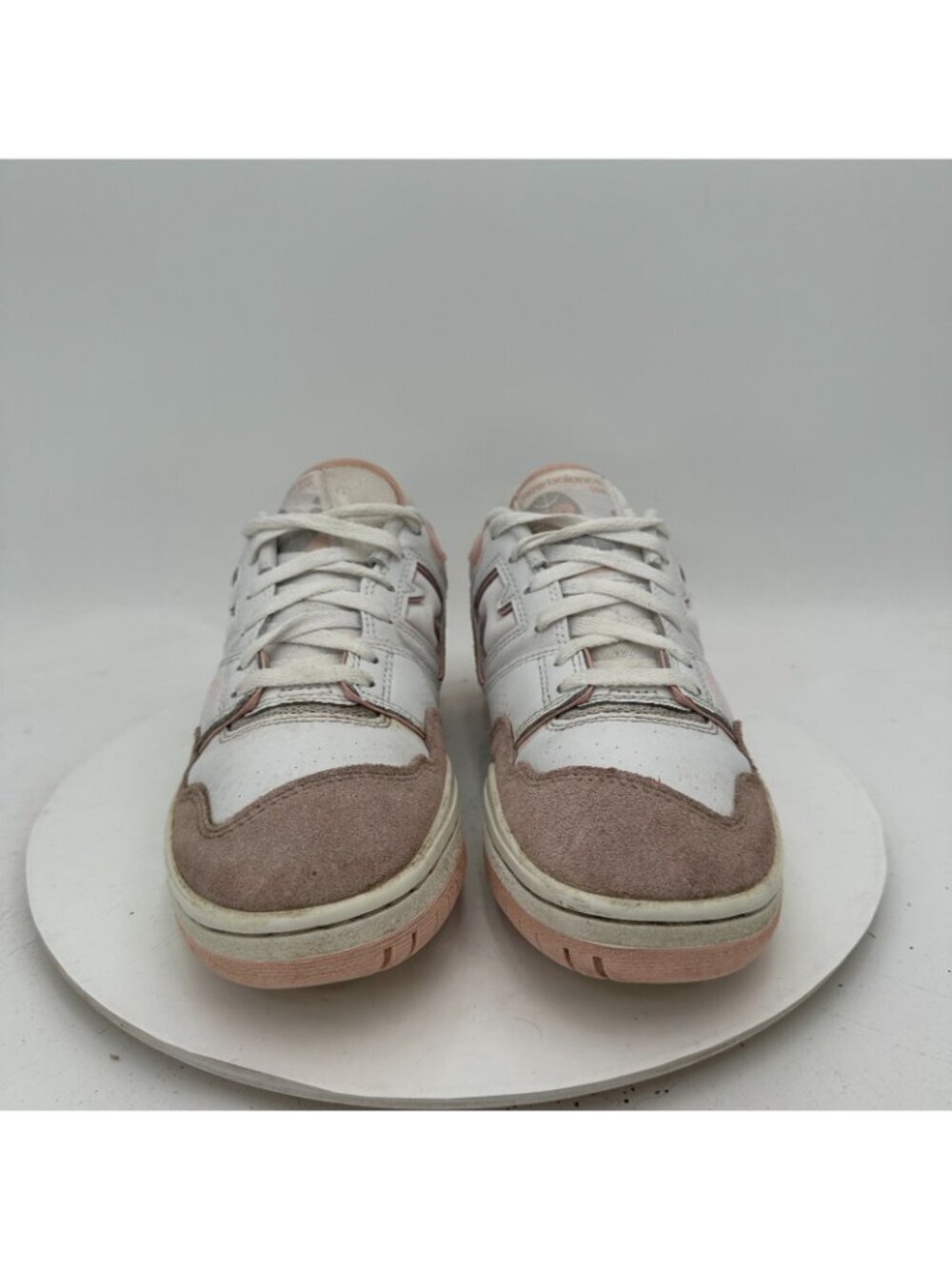New Balance 550 Women Size 9B BBW550CD Pink Sand White Leather Training Shoes - Picture 2 of 11